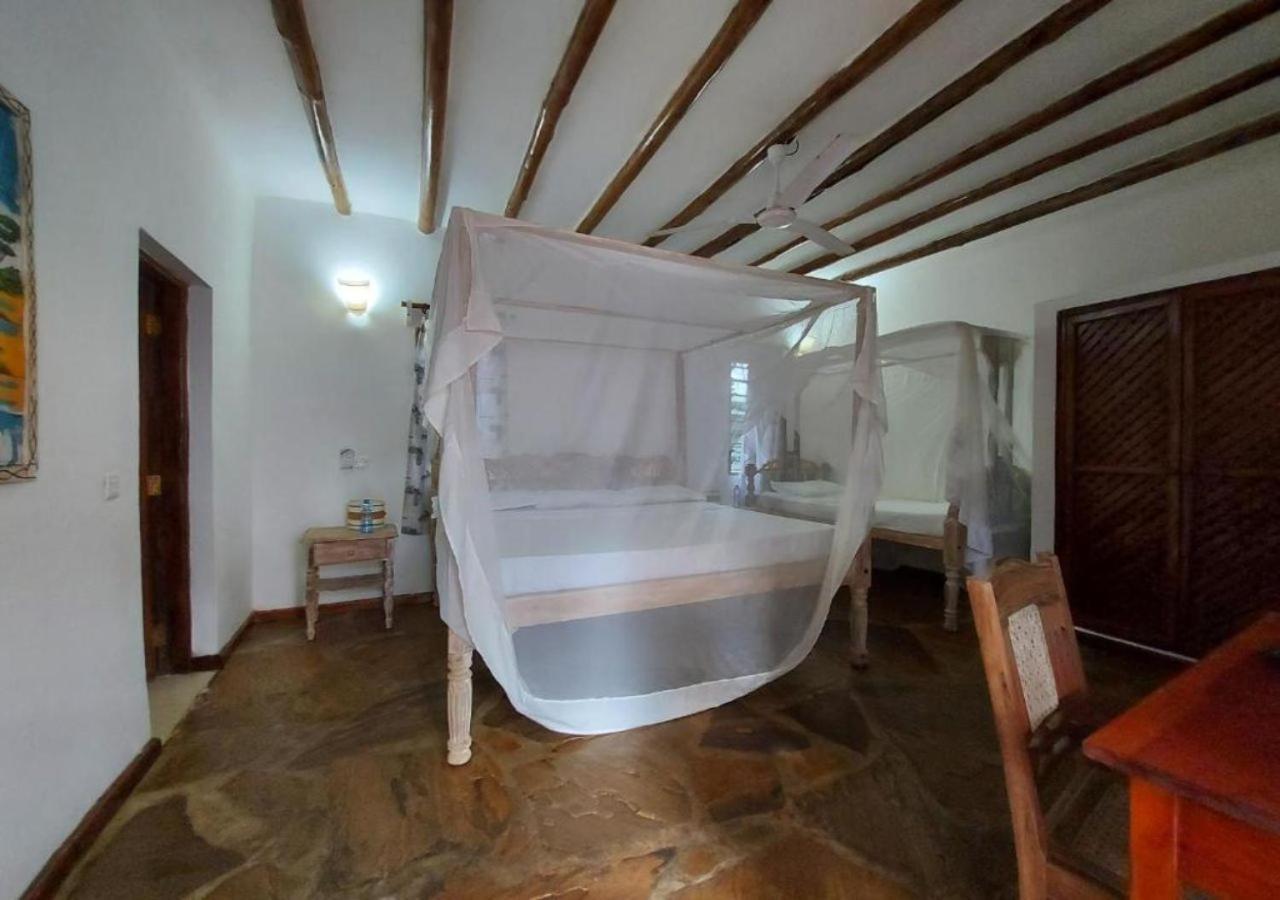 מאלינדי Marine Holiday House מראה חיצוני תמונה